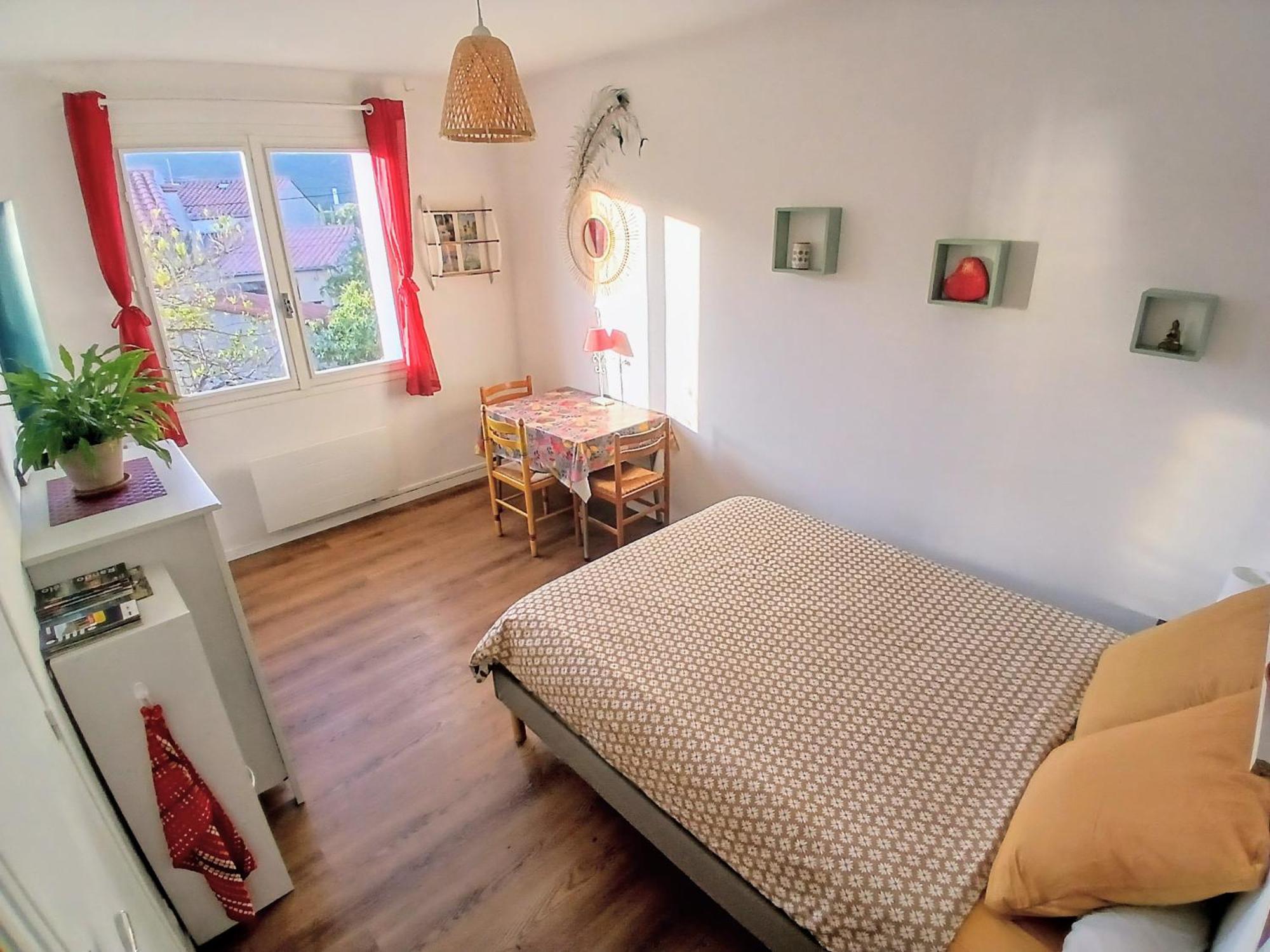 Comme Un Petit Studio - Totalement Independant - Entree Autonome Prades  Dış mekan fotoğraf